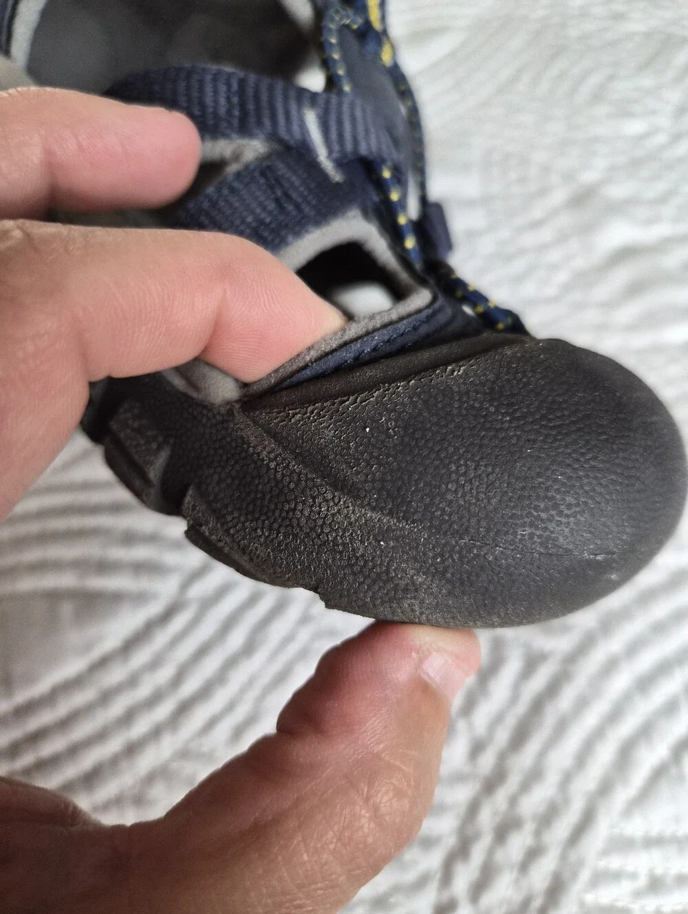 VGUC Keen Venice H2 Kid Navy Grey Boys 13 Waterproof
